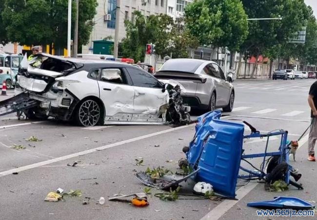 醉驾撞死环卫工涉事东说念主员被刑拘 悲催激勉社会面容
